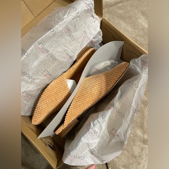 Coconuts by Matisse Xander Natural Micro
5.5M
New - Picture 3 of 5